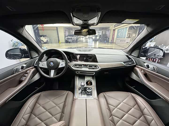 BMW X5, 2023 — фото 9 из 9