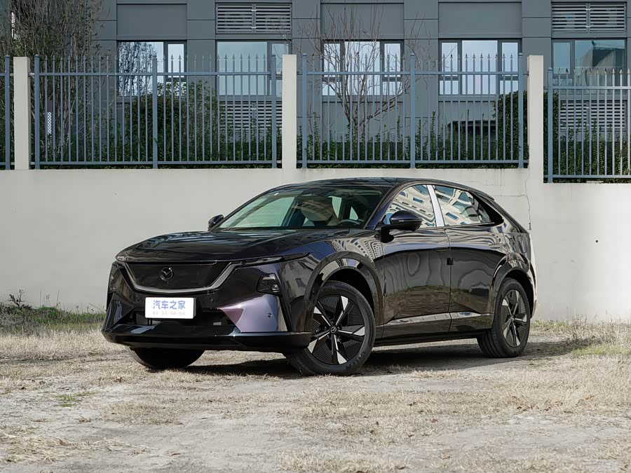 Mazda EZ-60, 2026 — купить в Казани под ключ