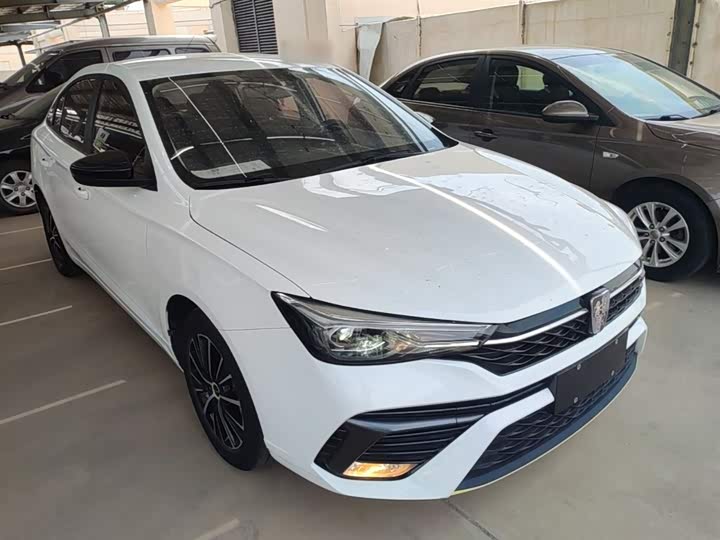 Roewe i5, 2022 — фото 4 из 9