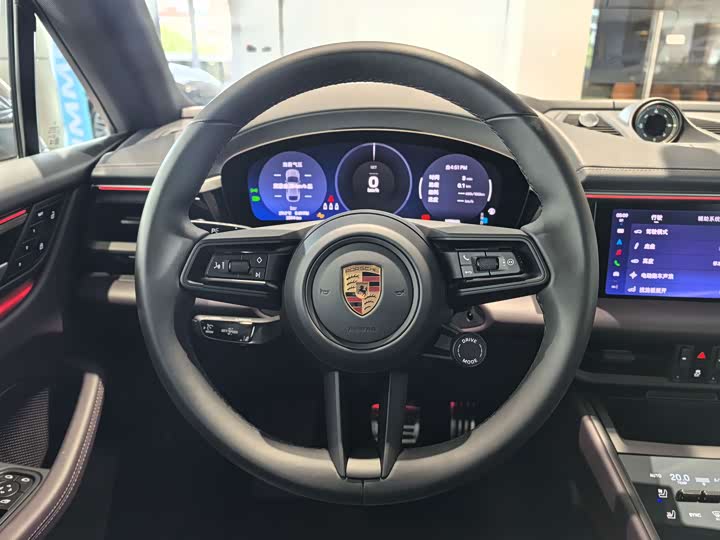 Porsche Macan, 2026 — фото 8 из 9