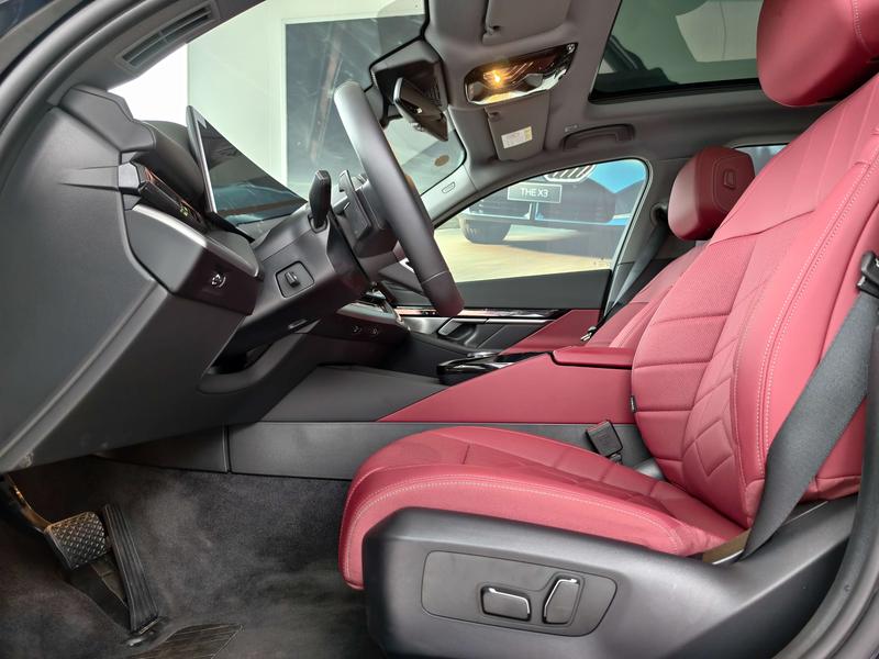 BMW i5, 2025 — фото 9 из 12