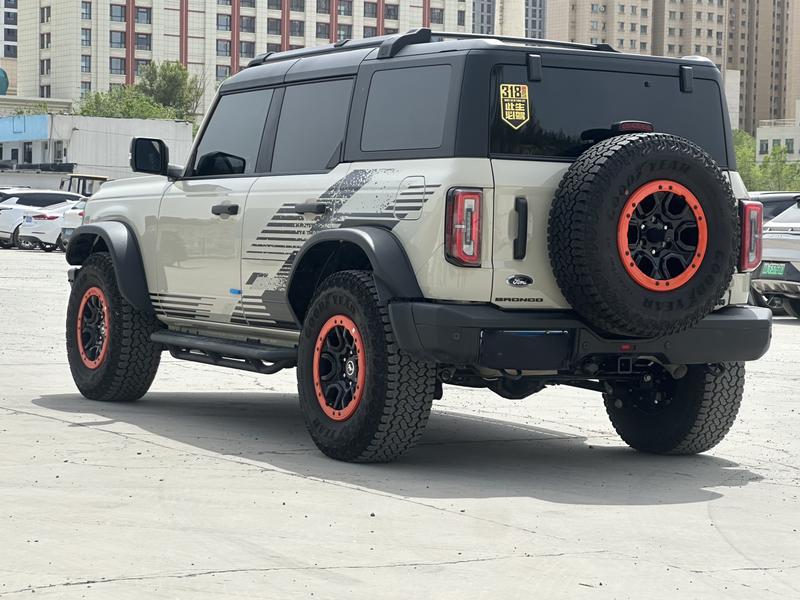 Ford Bronco, 2025 — фото 4 из 10