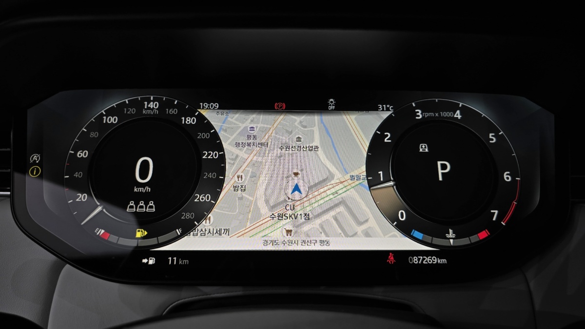 Land Rover Range Rover Sport, 2023 — фото 7 из 12