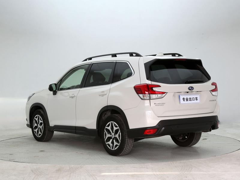 Subaru Forester, 2022 — фото 4 из 12