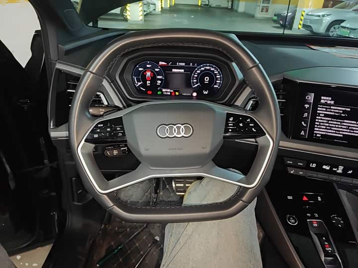 Audi Q5 e-tron, 2023 — фото 7 из 9