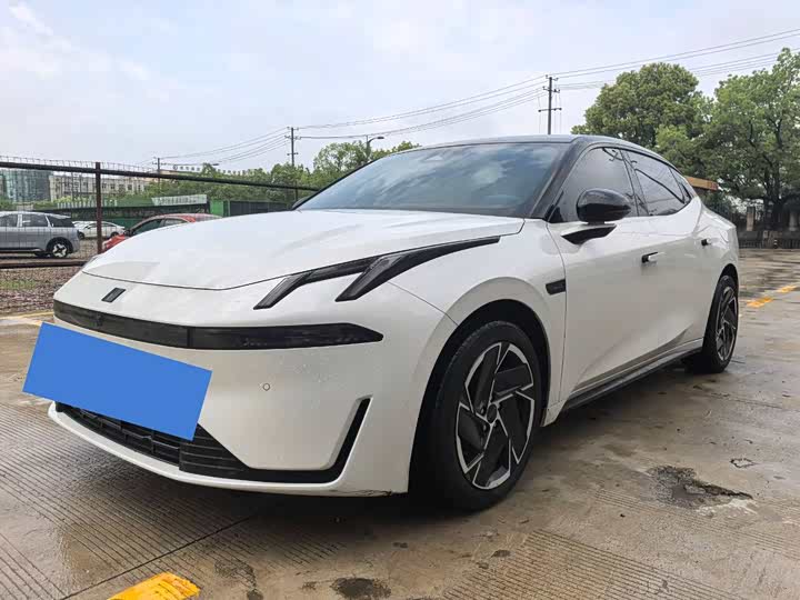 Lynk & Co 07 EM-P Hybrid, 2024 — купить в Санкт-Петербурге под ключ