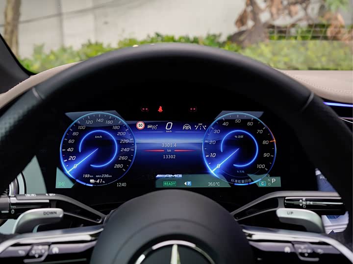 Mercedes-Benz EQE AMG, 2024 — фото 8 из 9