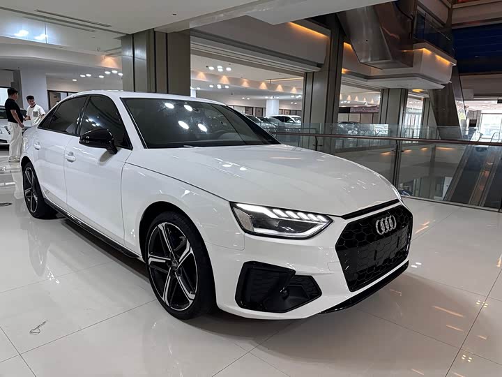 Audi A4L, 2024 — фото 3 из 9