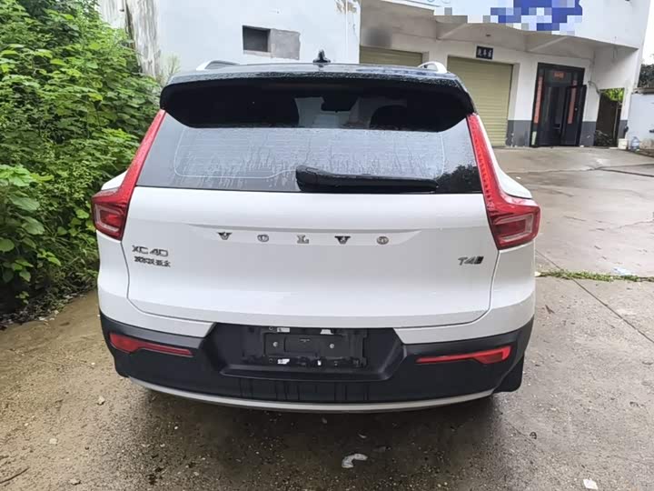 Volvo XC40, 2022 — фото 6 из 9