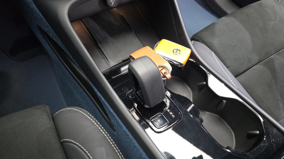 Volvo C40, 2023 — фото 8 из 12