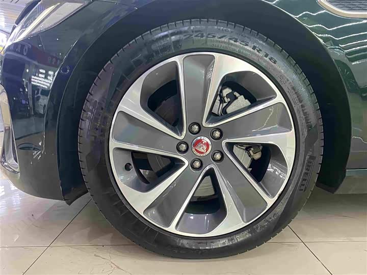 Jaguar XF L, 2023 — фото 5 из 9