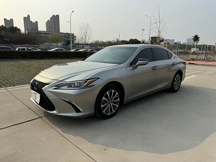 Lexus ES, 2024 — купить в Белгороде под ключ