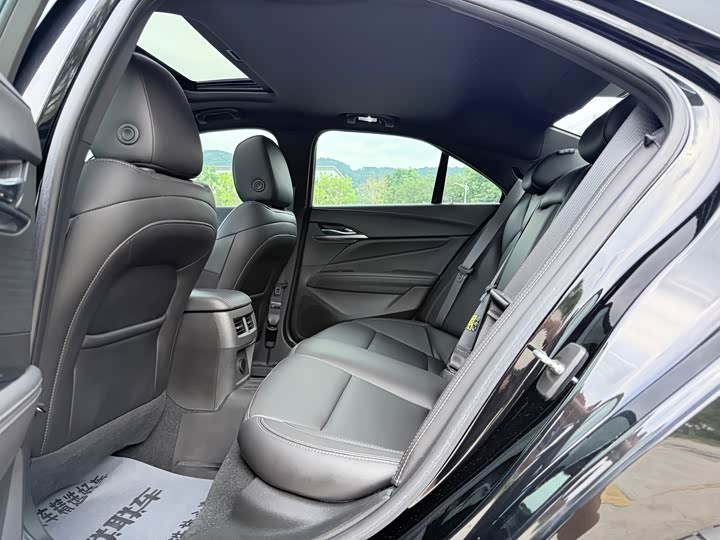 Cadillac CT4, 2022 — фото 9 из 9