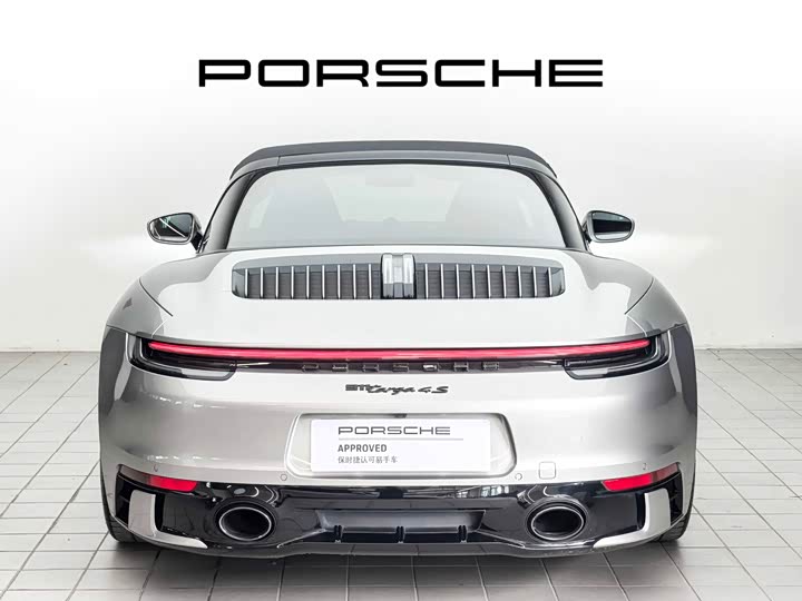 Porsche 911, 2022 — фото 7 из 9
