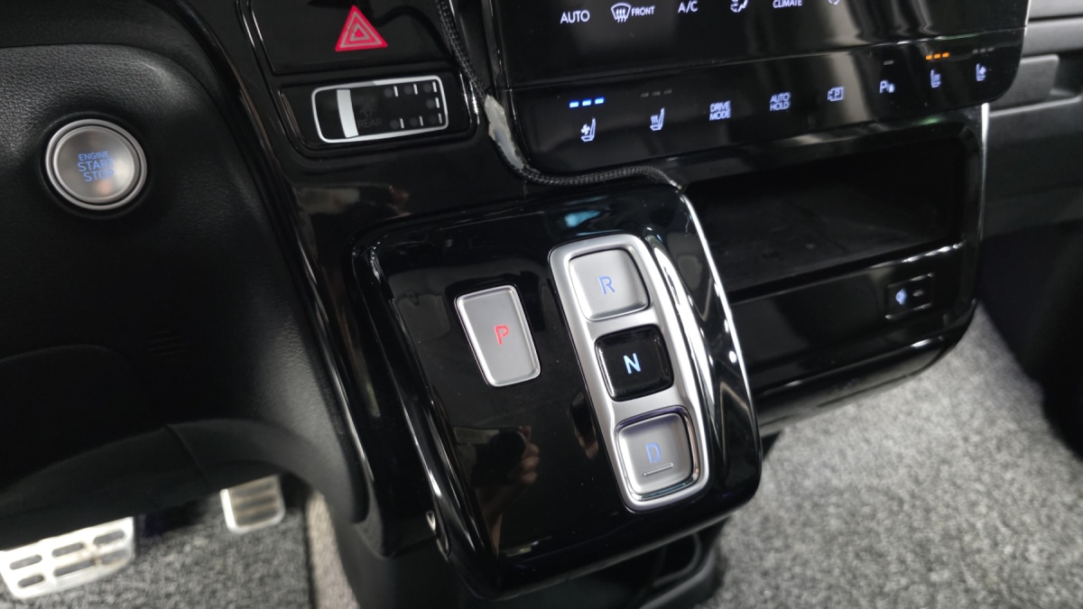 Hyundai Staria, 2022 — фото 8 из 12