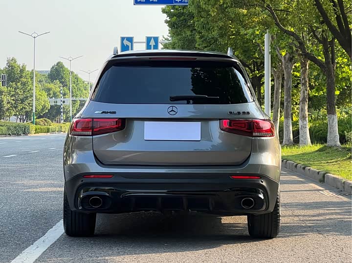 Mercedes-Benz GLB-Class AMG, 2022 — фото 4 из 9