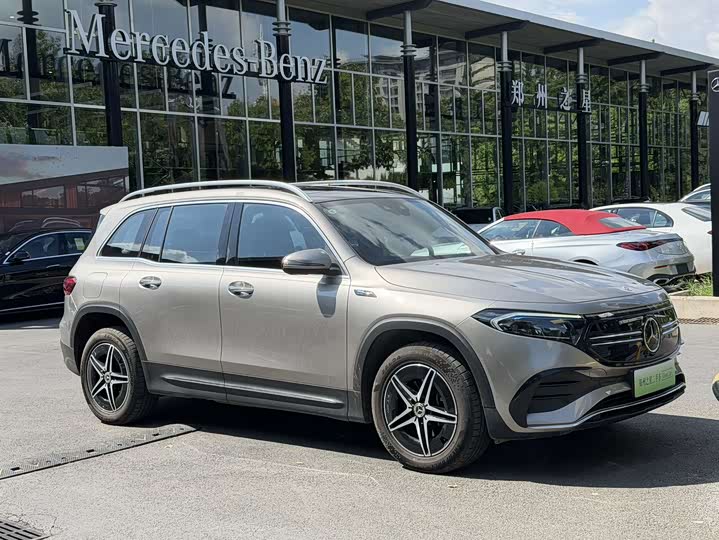 Mercedes-Benz EQB, 2022 — фото 3 из 9