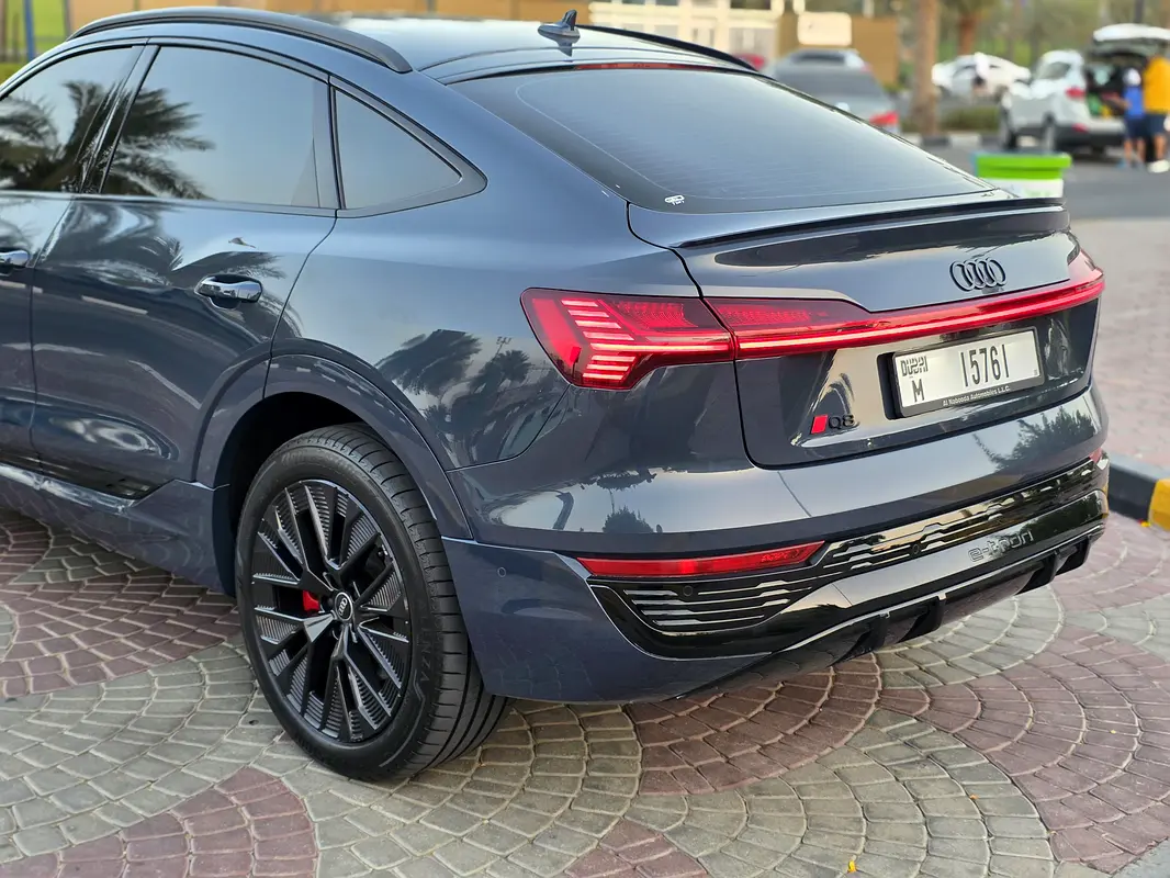 Audi Q8 e-tron, 2024 — фото 7 из 10