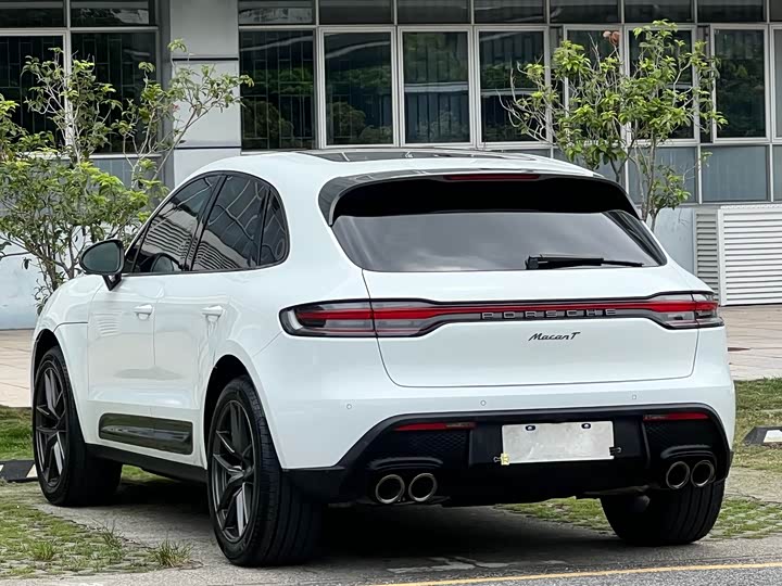 Porsche Macan, 2023 — фото 6 из 9
