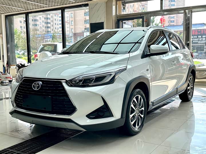 Toyota Yaris L Hatchback, 2022 — купить в Казани под ключ