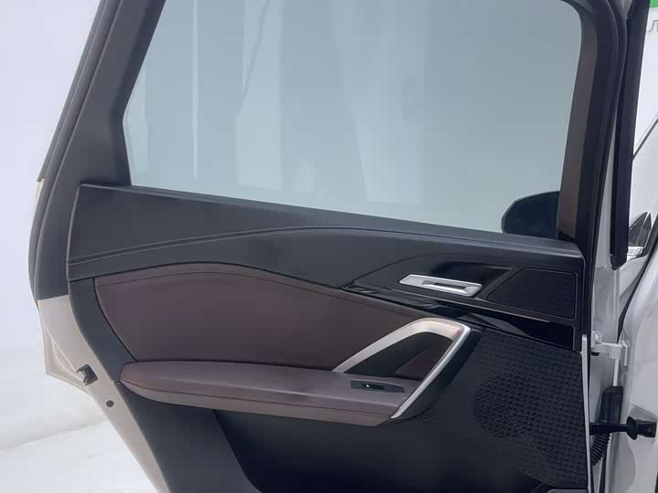 BMW X1, 2024 — фото 8 из 9
