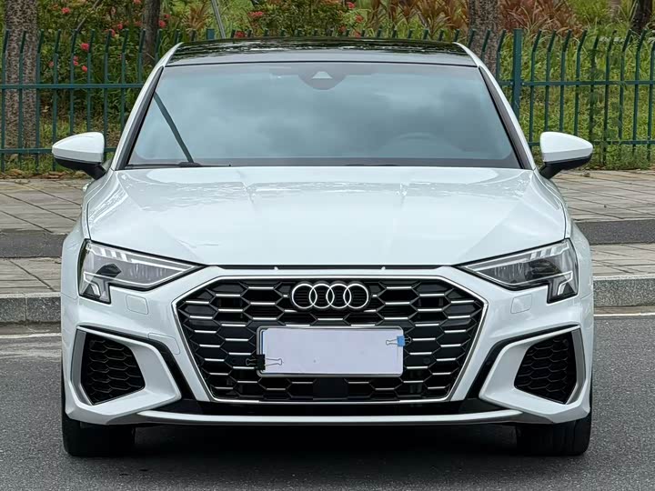 Audi A3, 2024 — фото 2 из 9
