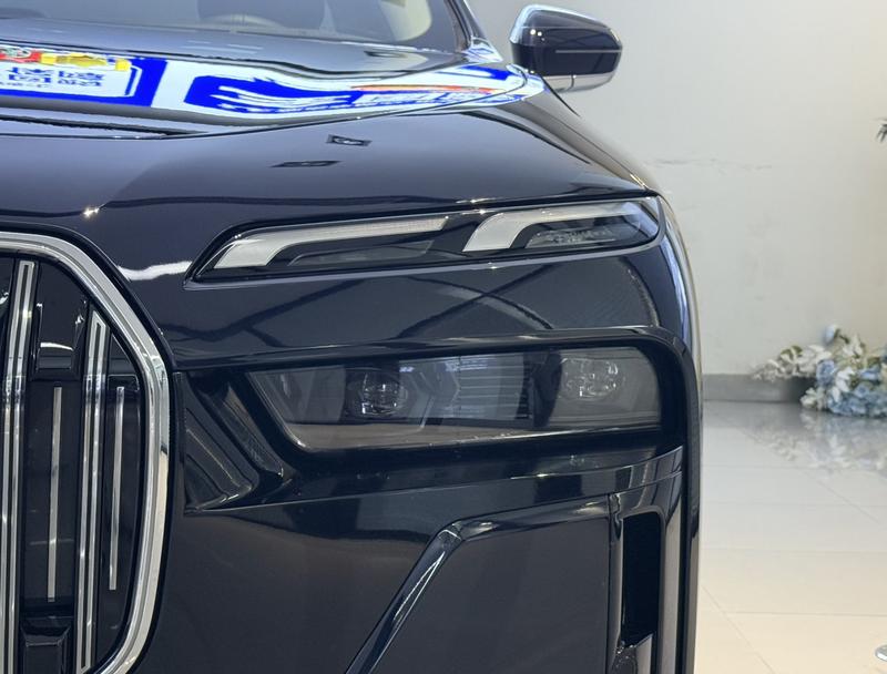 BMW 7 Series, 2025 — фото 7 из 12