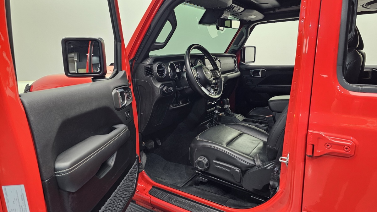 Jeep Wrangler, 2023 — фото 9 из 12
