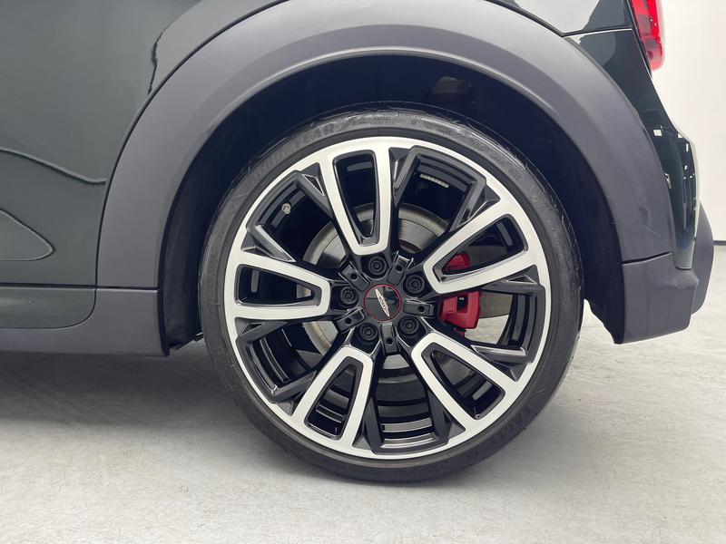 Mini Mini JCW, 2022 — фото 11 из 12