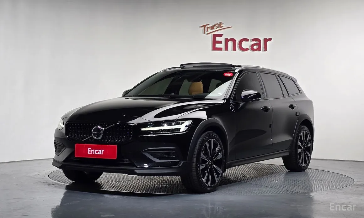 Volvo V60, 2022 — купить в Ижевске под ключ