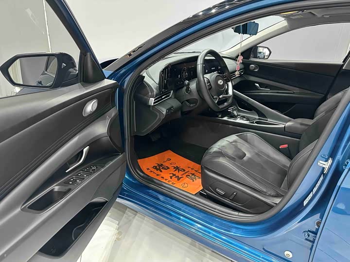 Hyundai Elantra N line, 2022 — фото 7 из 9