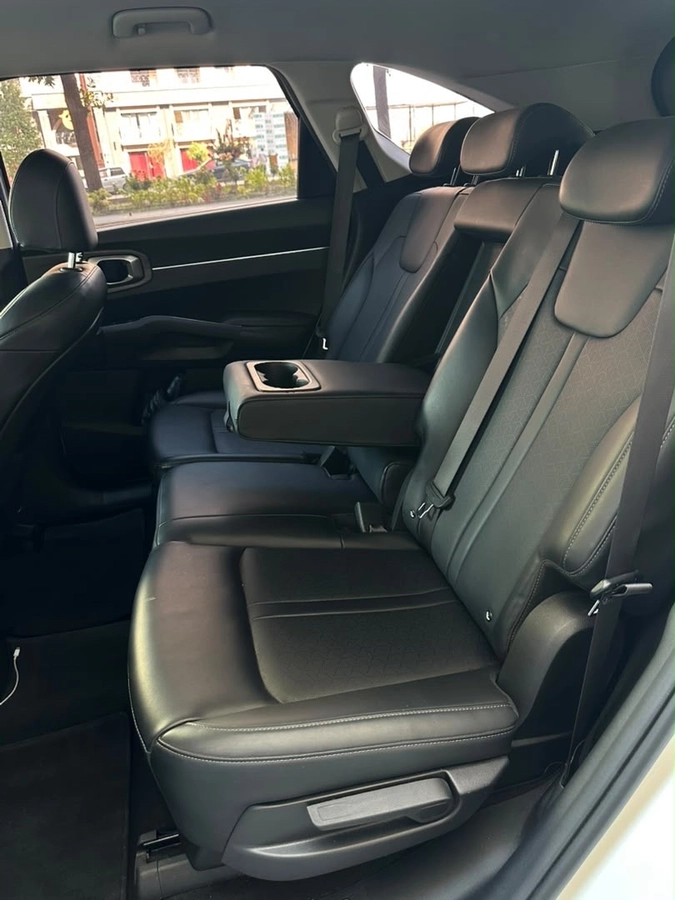 Kia Sorento, 2021 — фото 11 из 12