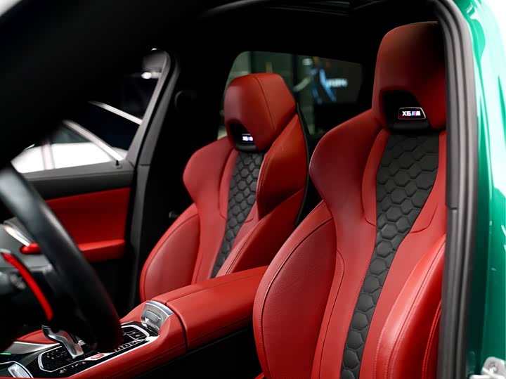 BMW X6 M, 2023 — фото 9 из 9