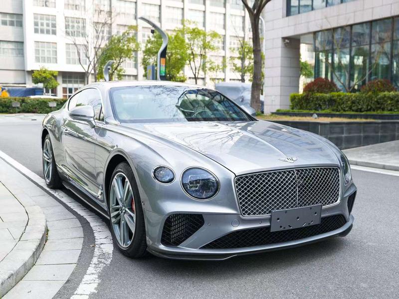 Bentley Continental GT, 2023 — фото 2 из 11