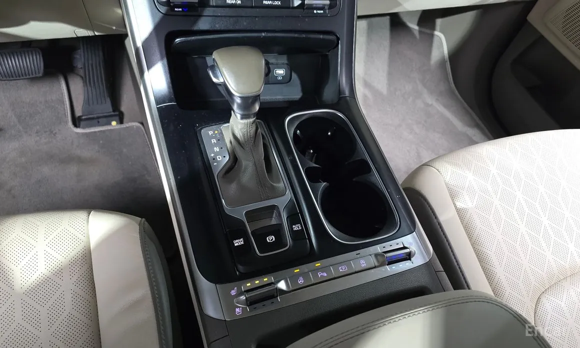 Kia Carnival, 2022 — фото 9 из 12