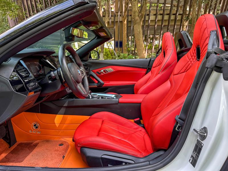 BMW Z4, 2023 — фото 11 из 12