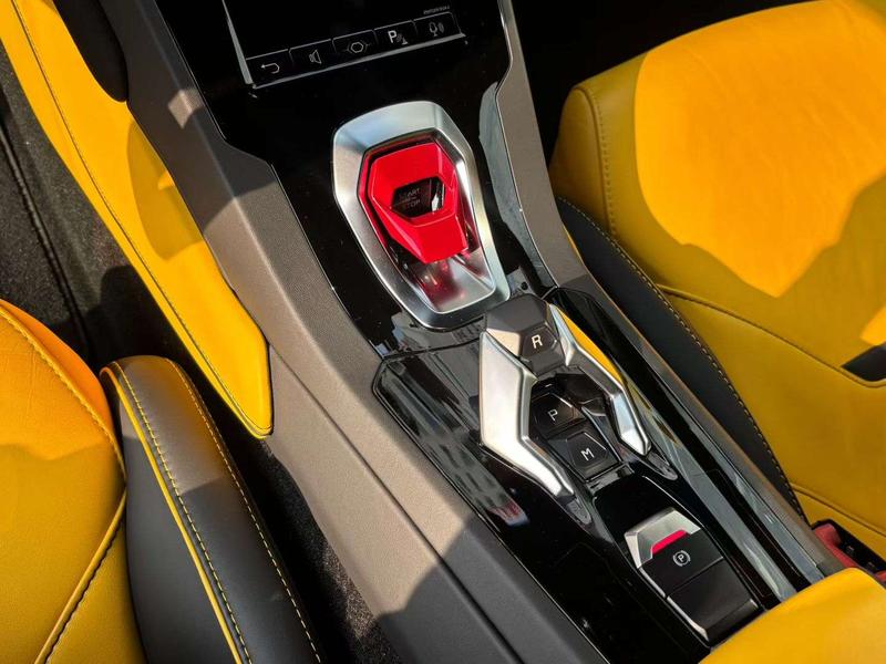 Lamborghini Huracán, 2022 — фото 7 из 10