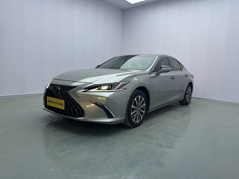 Lexus ES, 2023 — купить в Туле под ключ