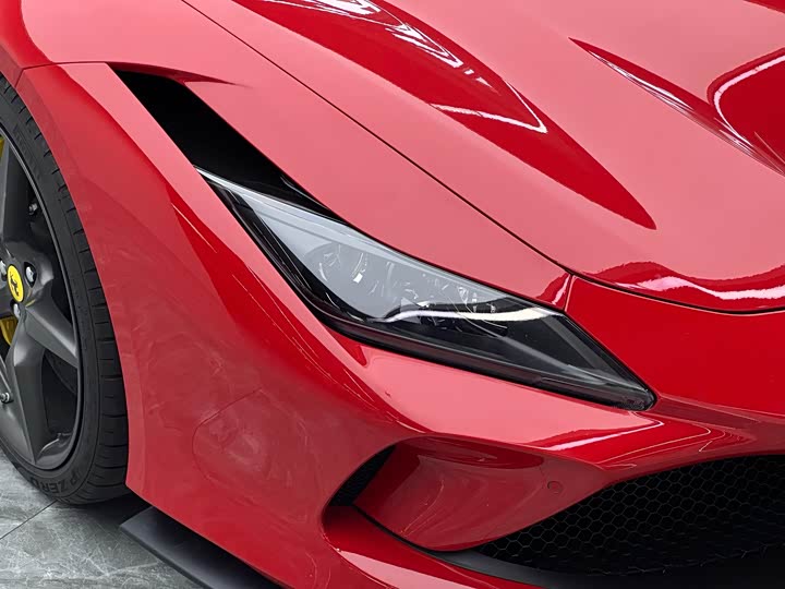 Ferrari F8, 2021 — фото 9 из 9