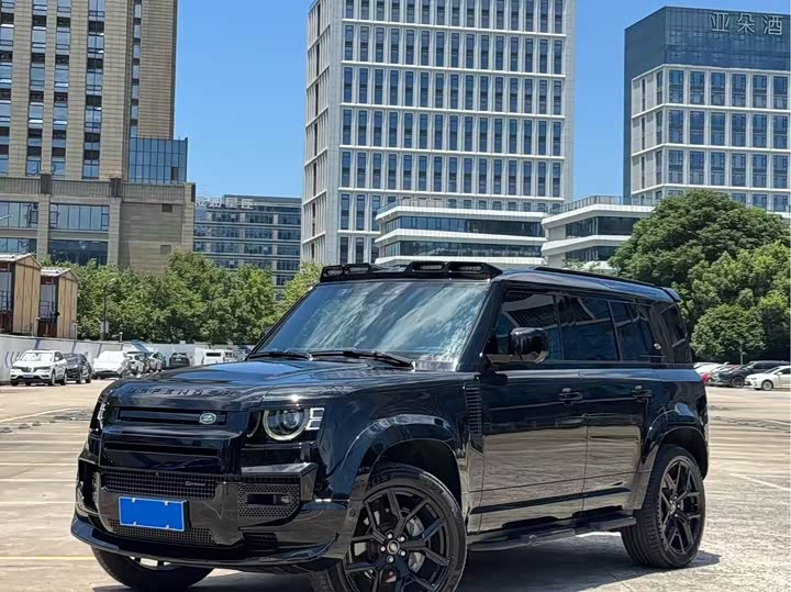 Land Rover Defender, 2023 — фото 2 из 9