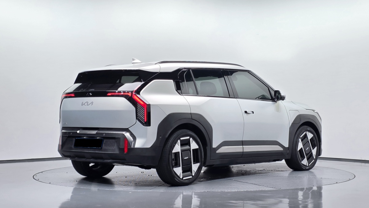 Kia EV3, 2024 — фото 2 из 12