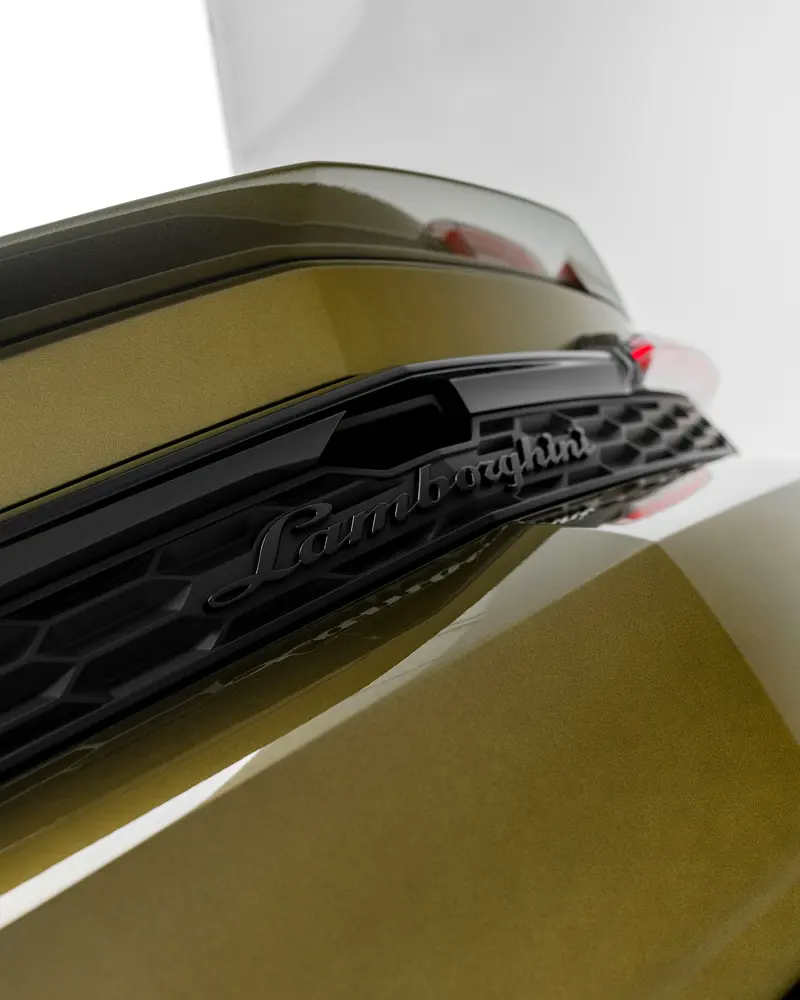 Lamborghini Urus, 2025 — фото 9 из 10