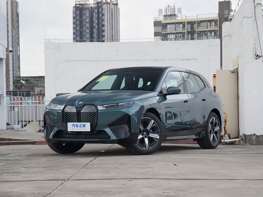 BMW iX, 2026 — купить в Тамбове под ключ