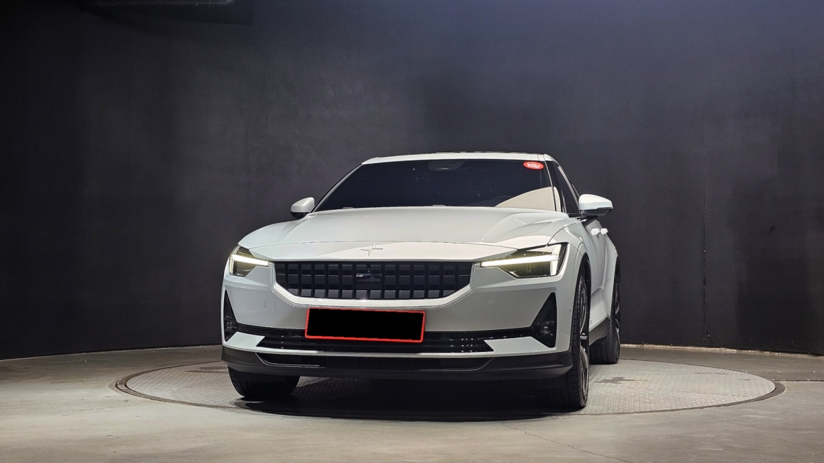 Polestar 2, 2022 — фото 3 из 12