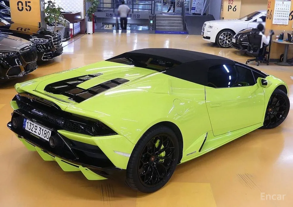 Lamborghini Huracan, 2022 — фото 6 из 12