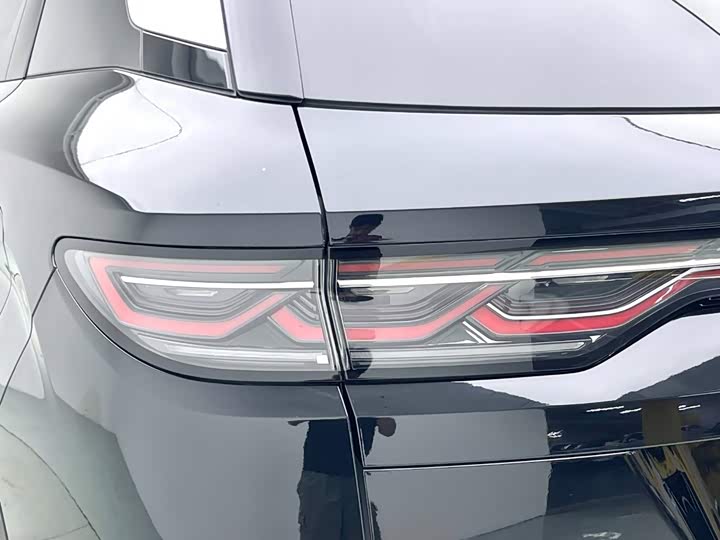 BYD Song L DM-i Hybrid, 2024 — фото 3 из 9