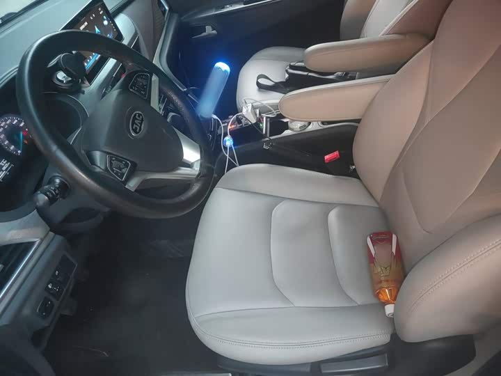 JAC Refine M3, 2023 — фото 8 из 9