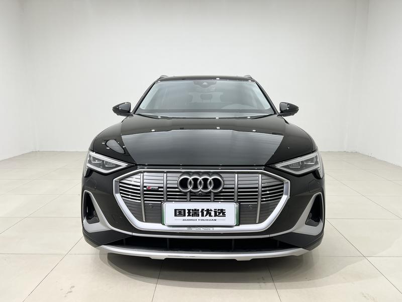 Audi e-tron, 2021 — фото 2 из 12