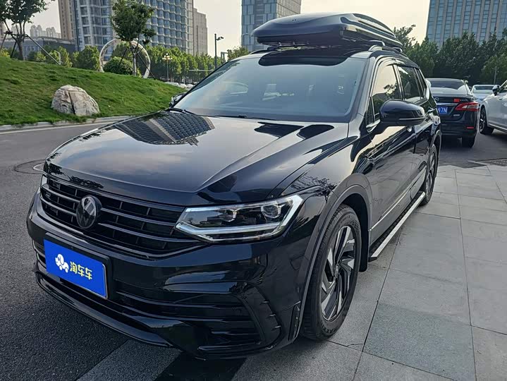Volkswagen Tiguan L Pro, 2024 — купить в Смоленске под ключ