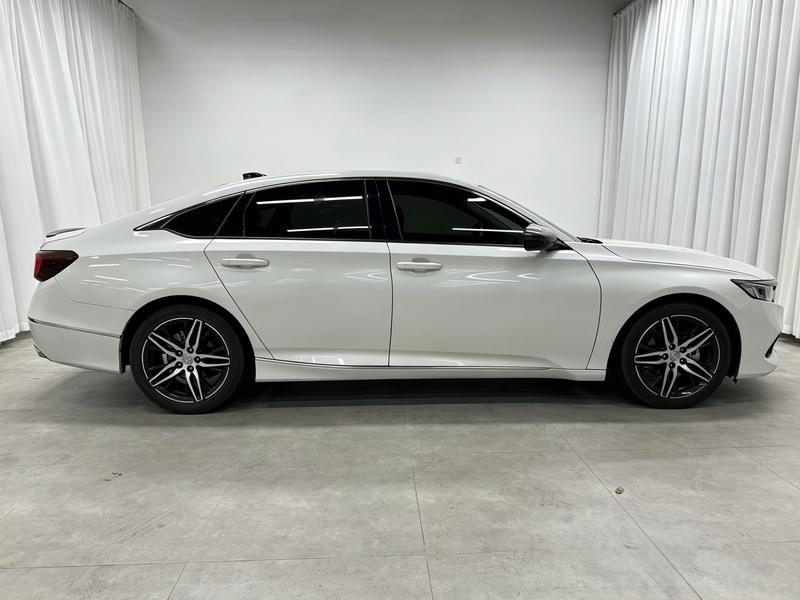 Honda Accord, 2022 — фото 8 из 12